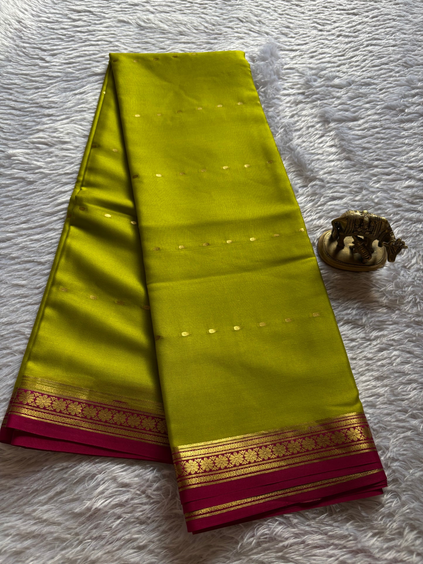 Bindu (2D) : Olive-pink