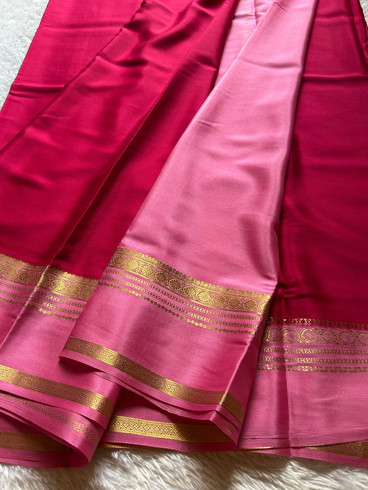 Daamini (2D) : Dark pink-baby pink