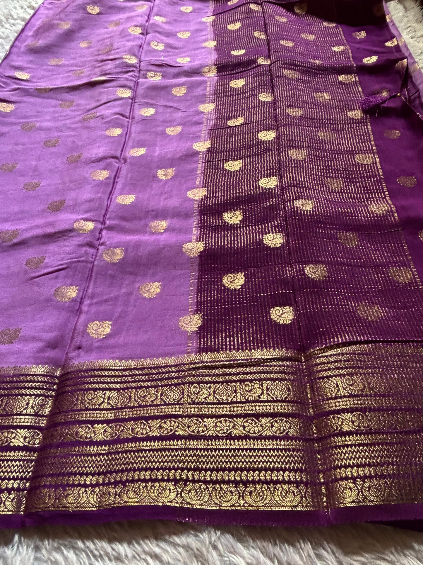 SS126 (2D) : Lavender-dark magenta