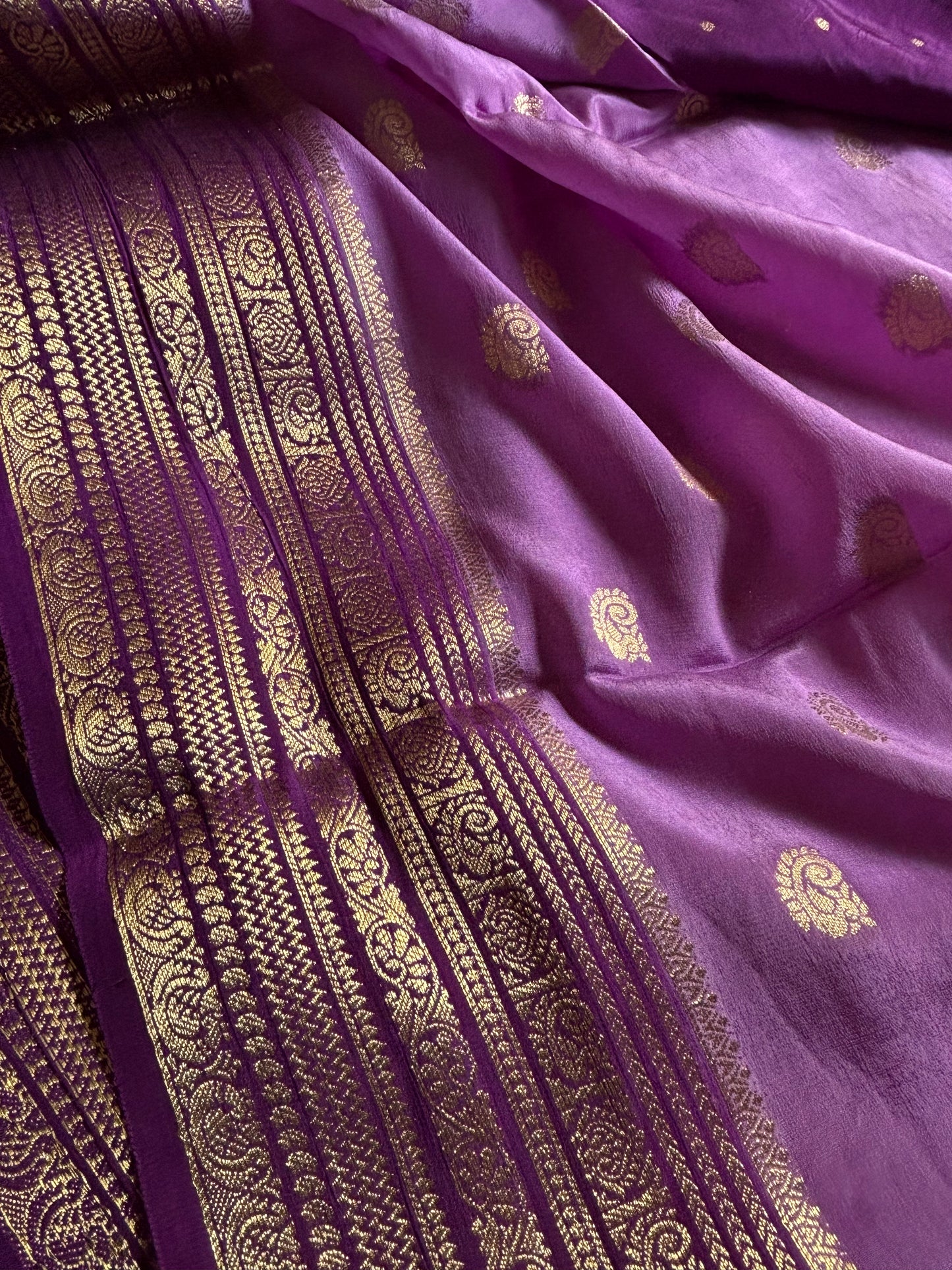 SS126 (2D) : Lavender-dark magenta