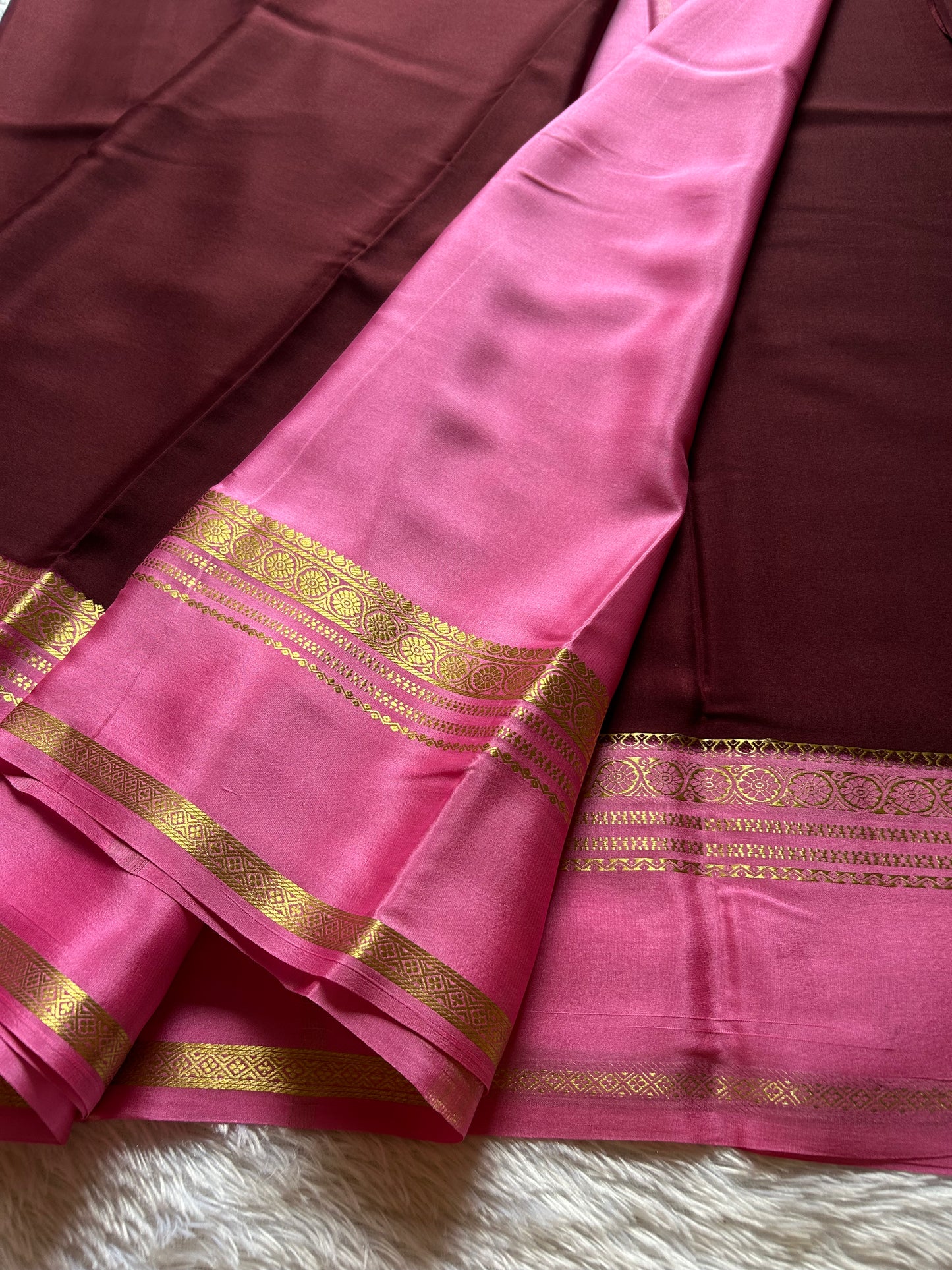 Daamini (2D) : Chocolate brown-baby pink