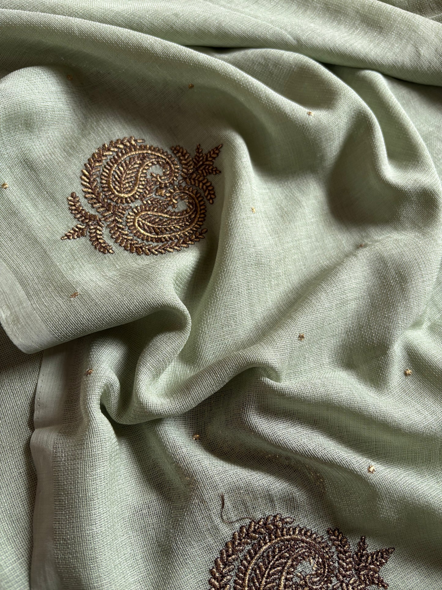 SS125 : Solid Sage green