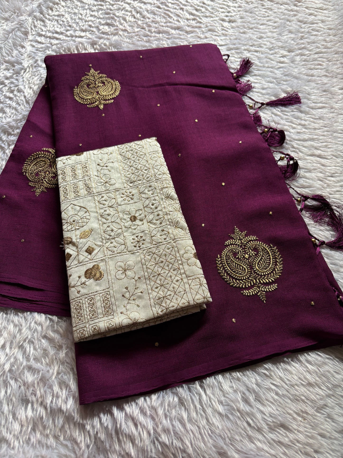 SS125 : Solid Wine