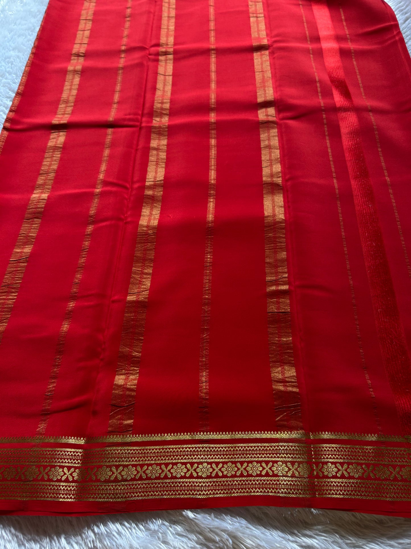 Kanthi : Solid Red
