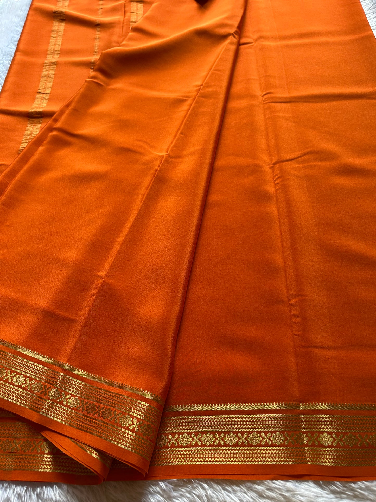 Kanthi : Solid Orange