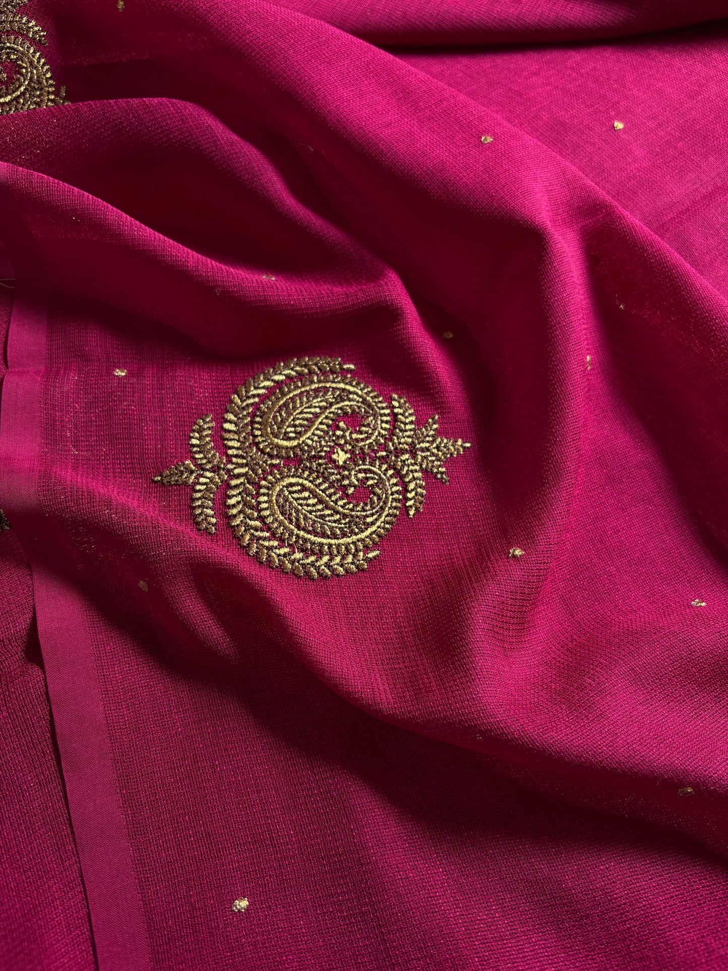 SS125 : Solid Dark pink