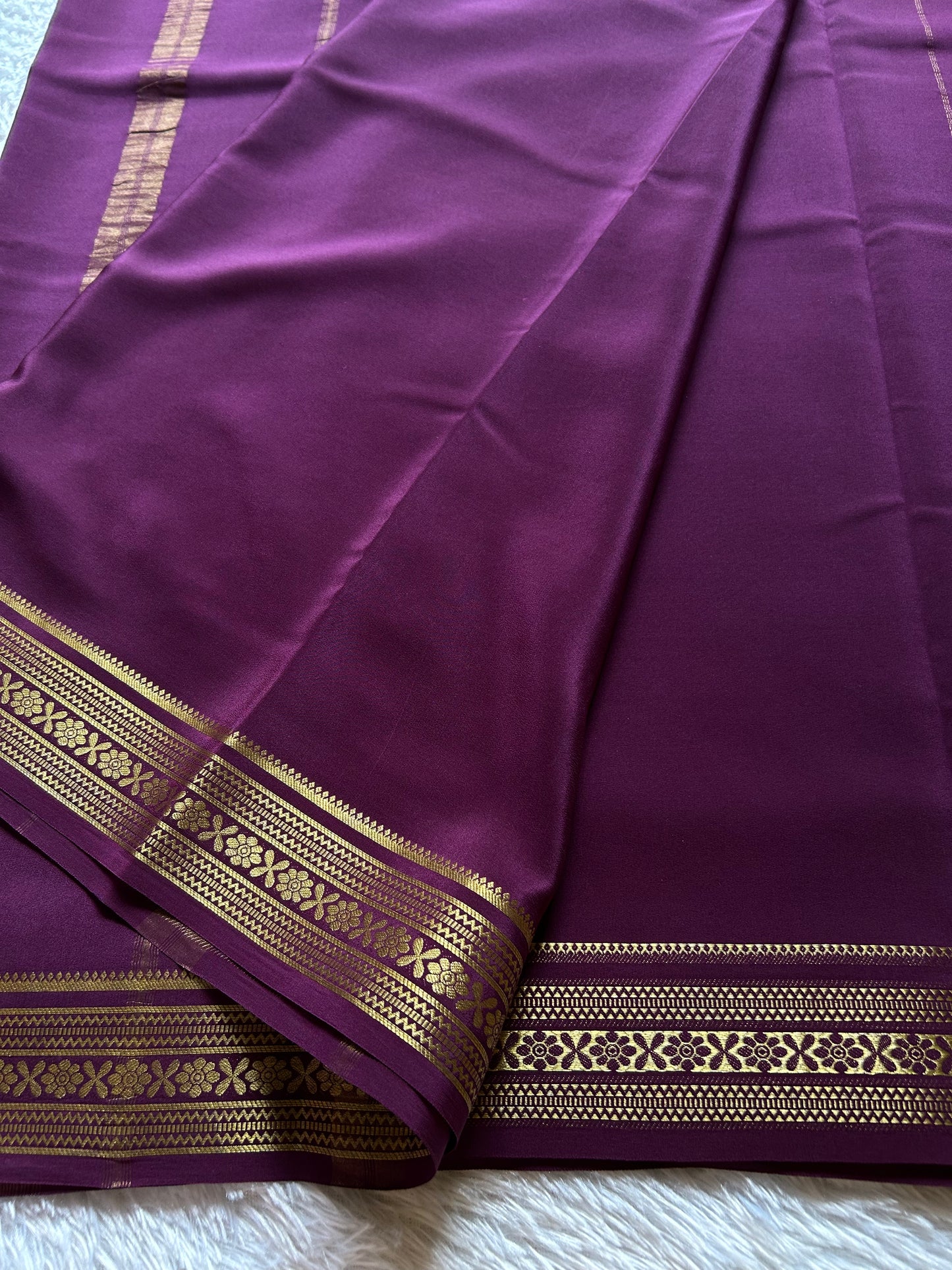 Kanthi : Solid Violet