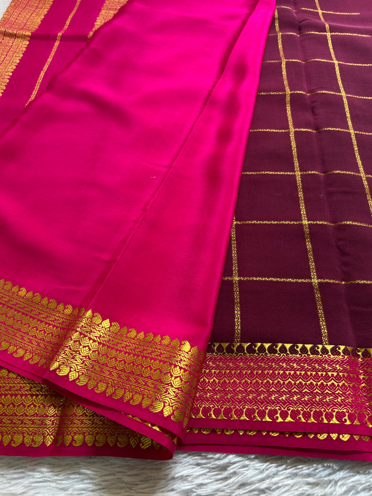 Vasanthi (2D) : Wine-hot pink