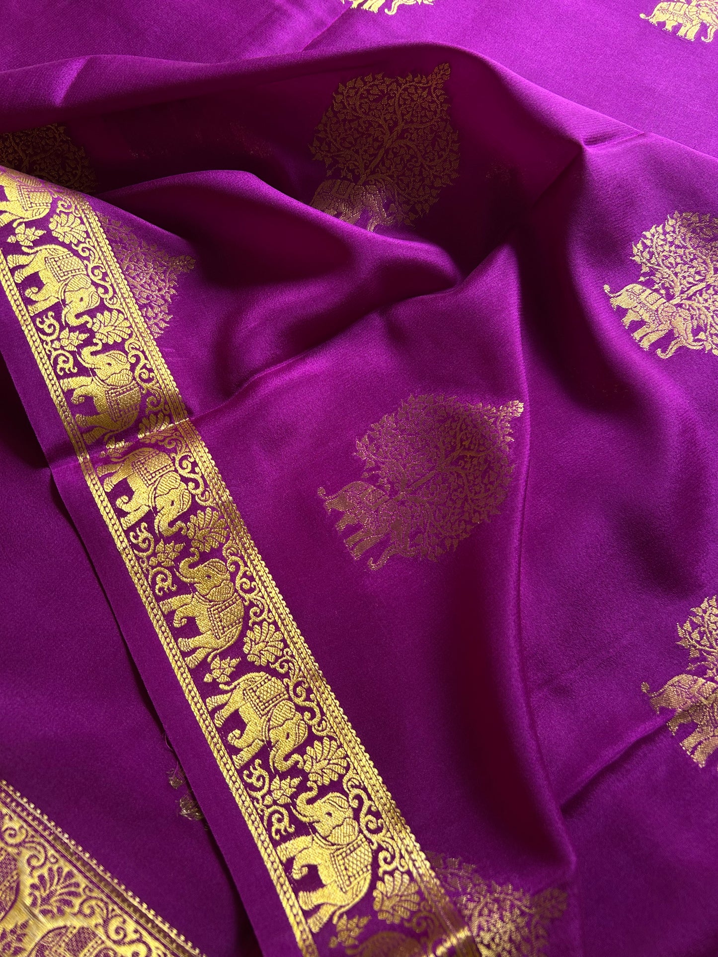 Ambari : Solid Purple