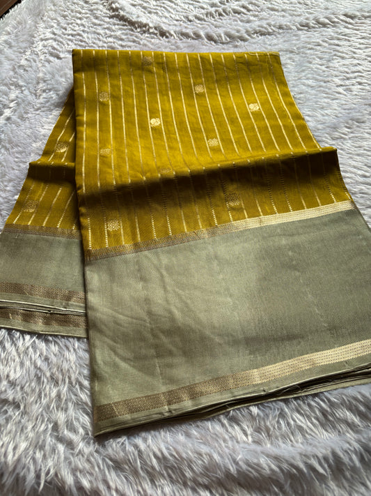 SS129 (2D) : Mustard yellow-ash grey
