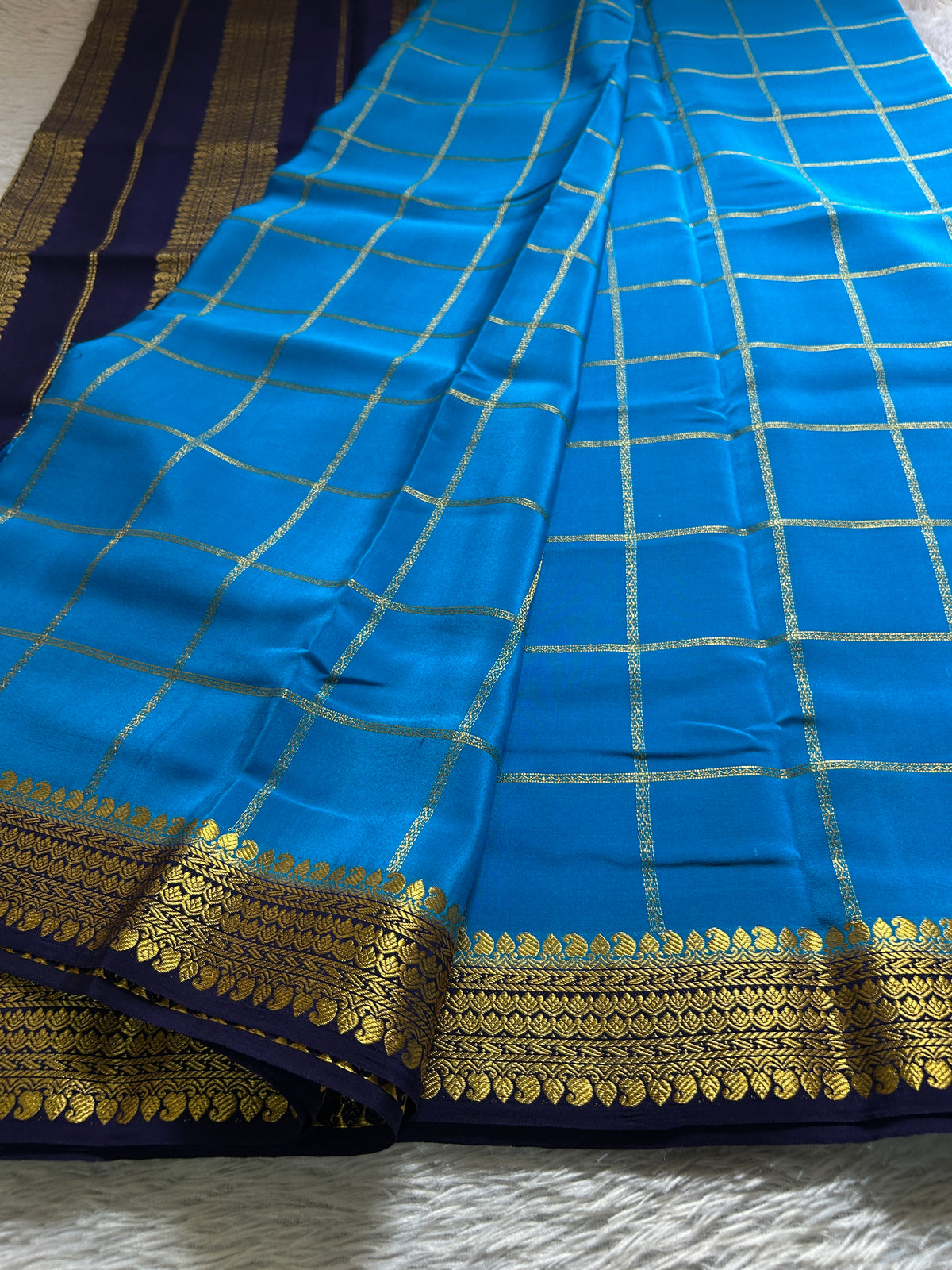 Vasanthi (2D) : Ananda blue-navy blue