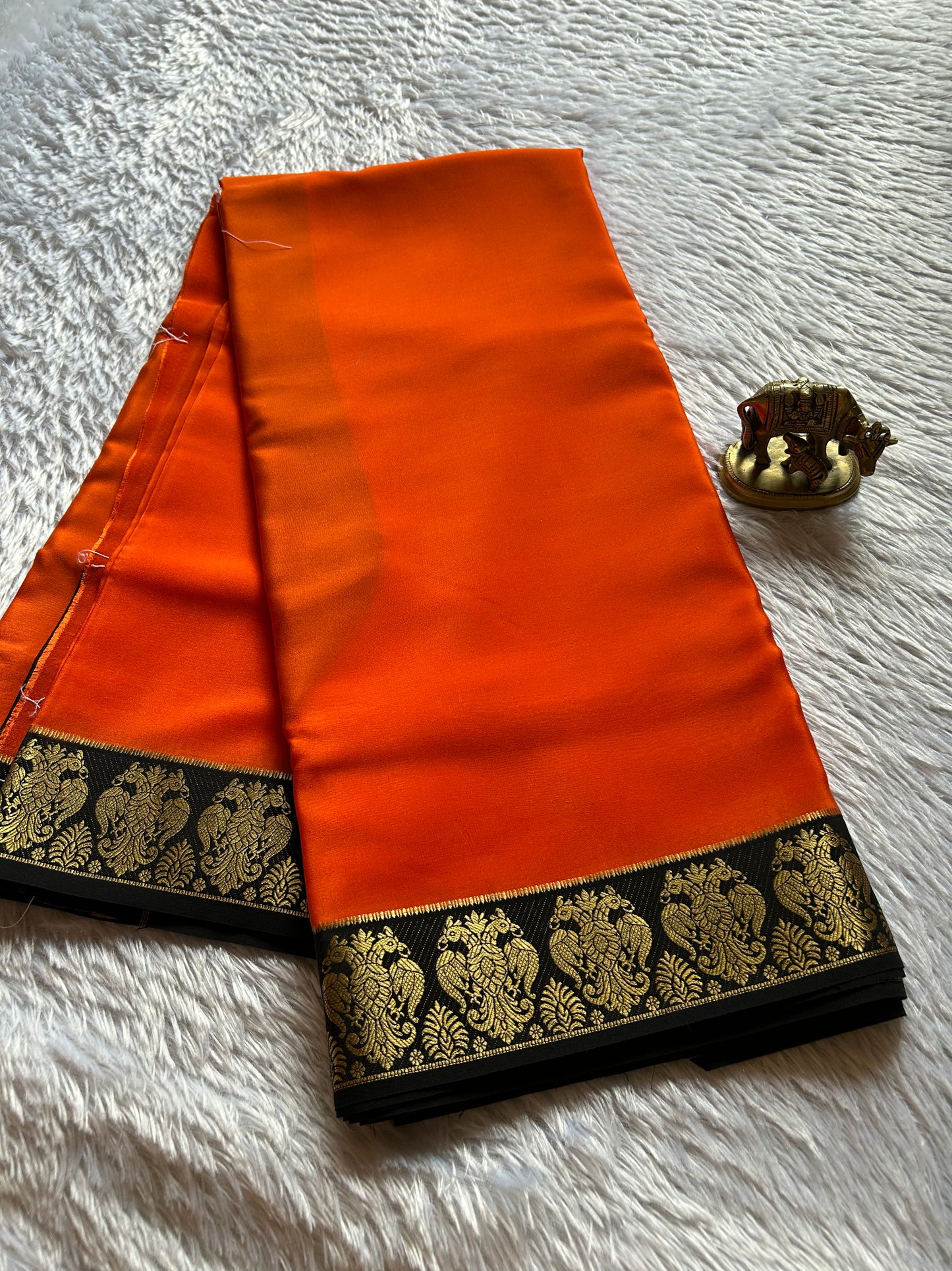 Veera (2D) : Orange-black