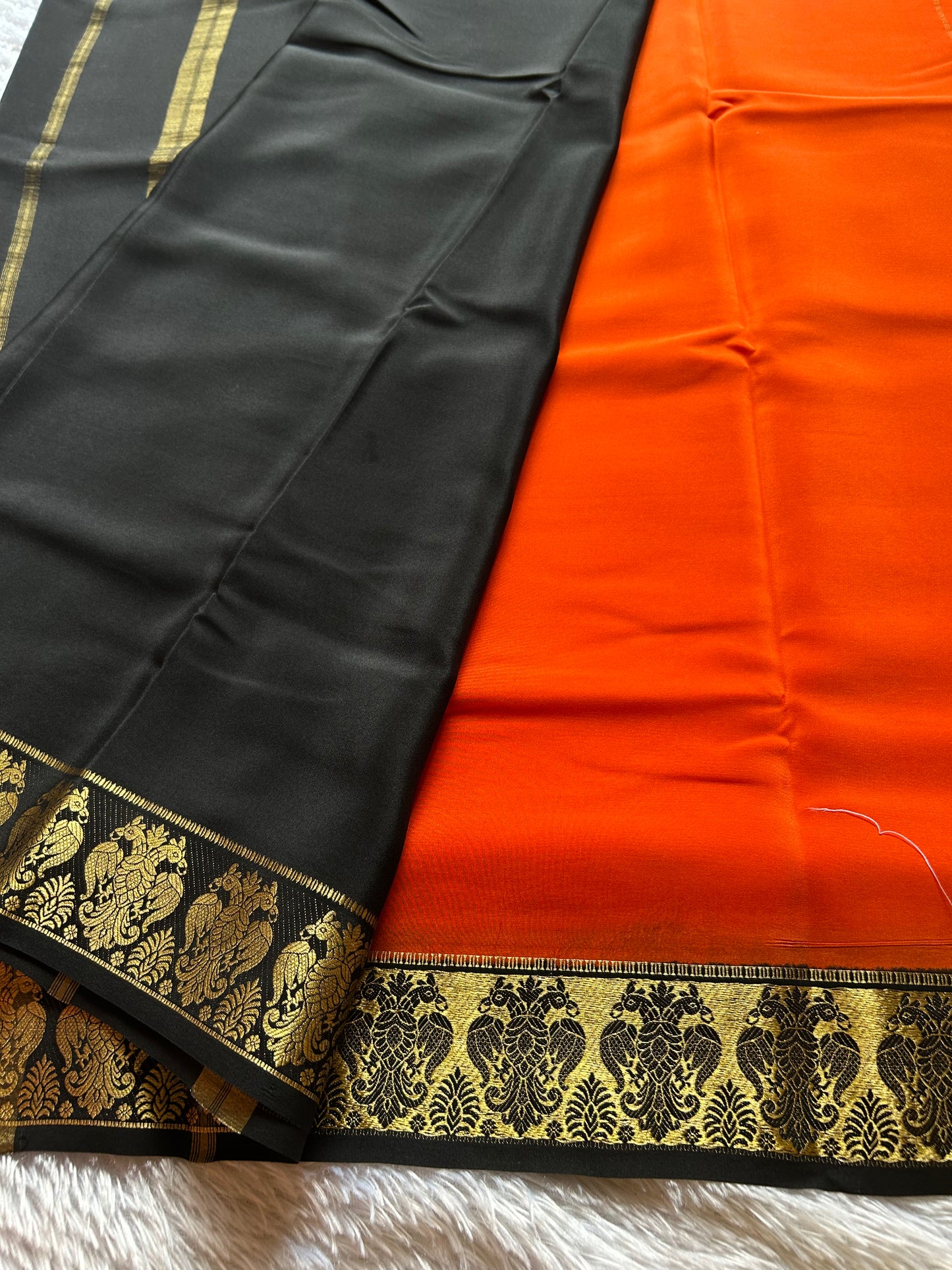 Veera (2D) : Orange-black