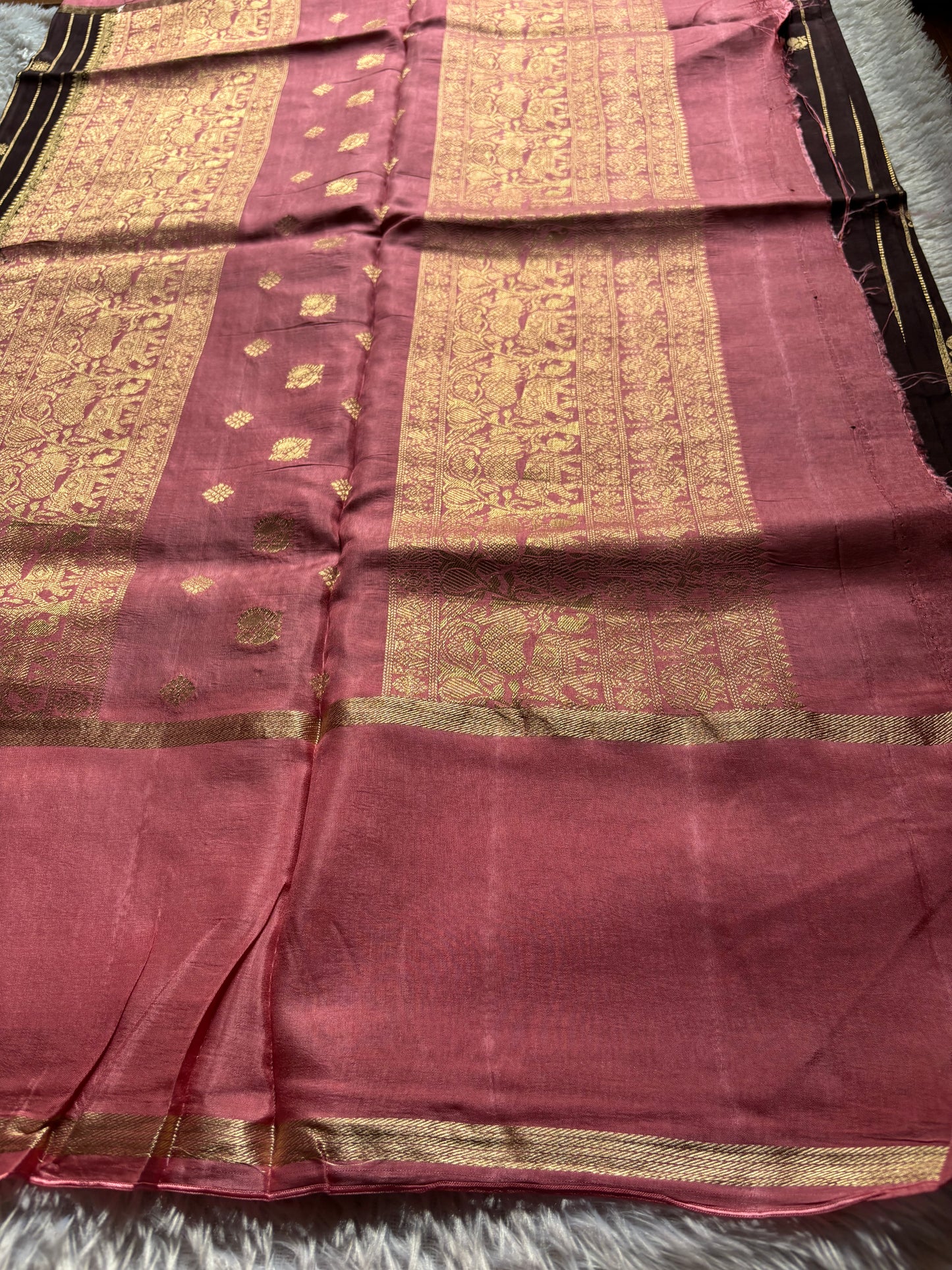 SS129 (2D) : Deep brown-baby pink
