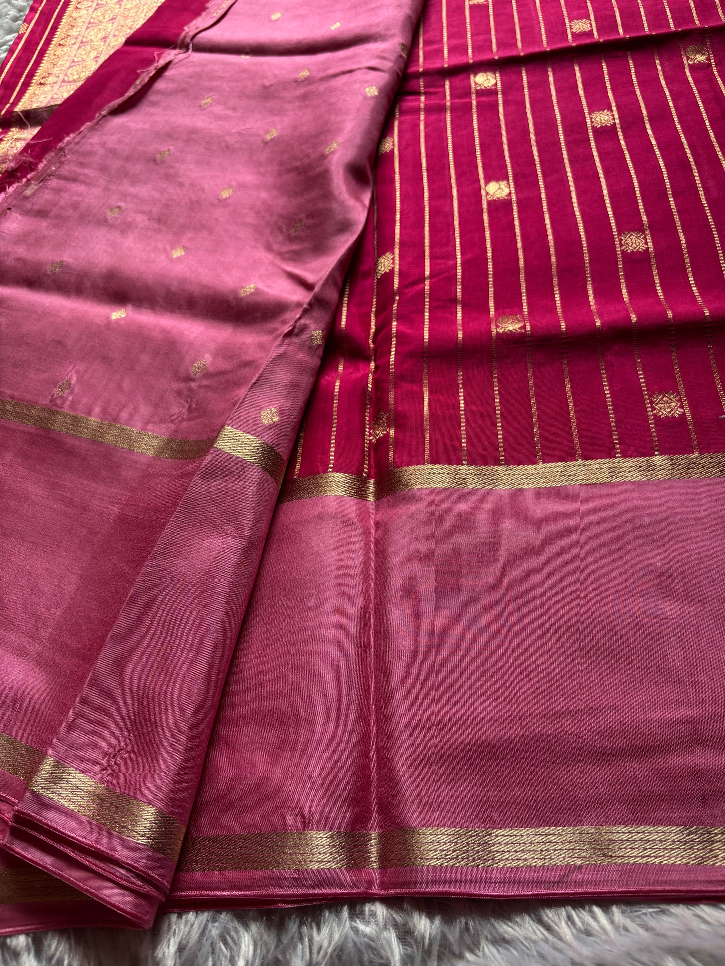 SS129 (2D) : Dark pink-baby pink