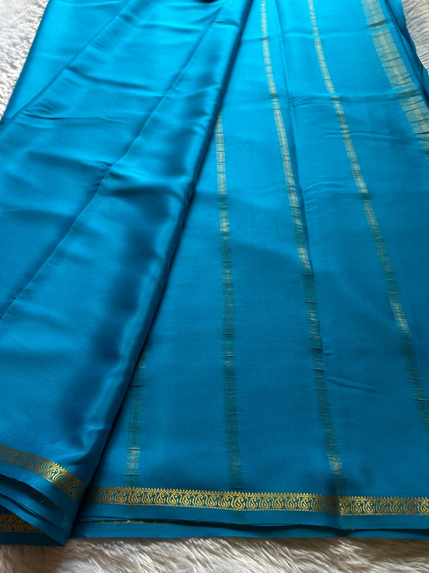 Deepa : Solid Ananda blue