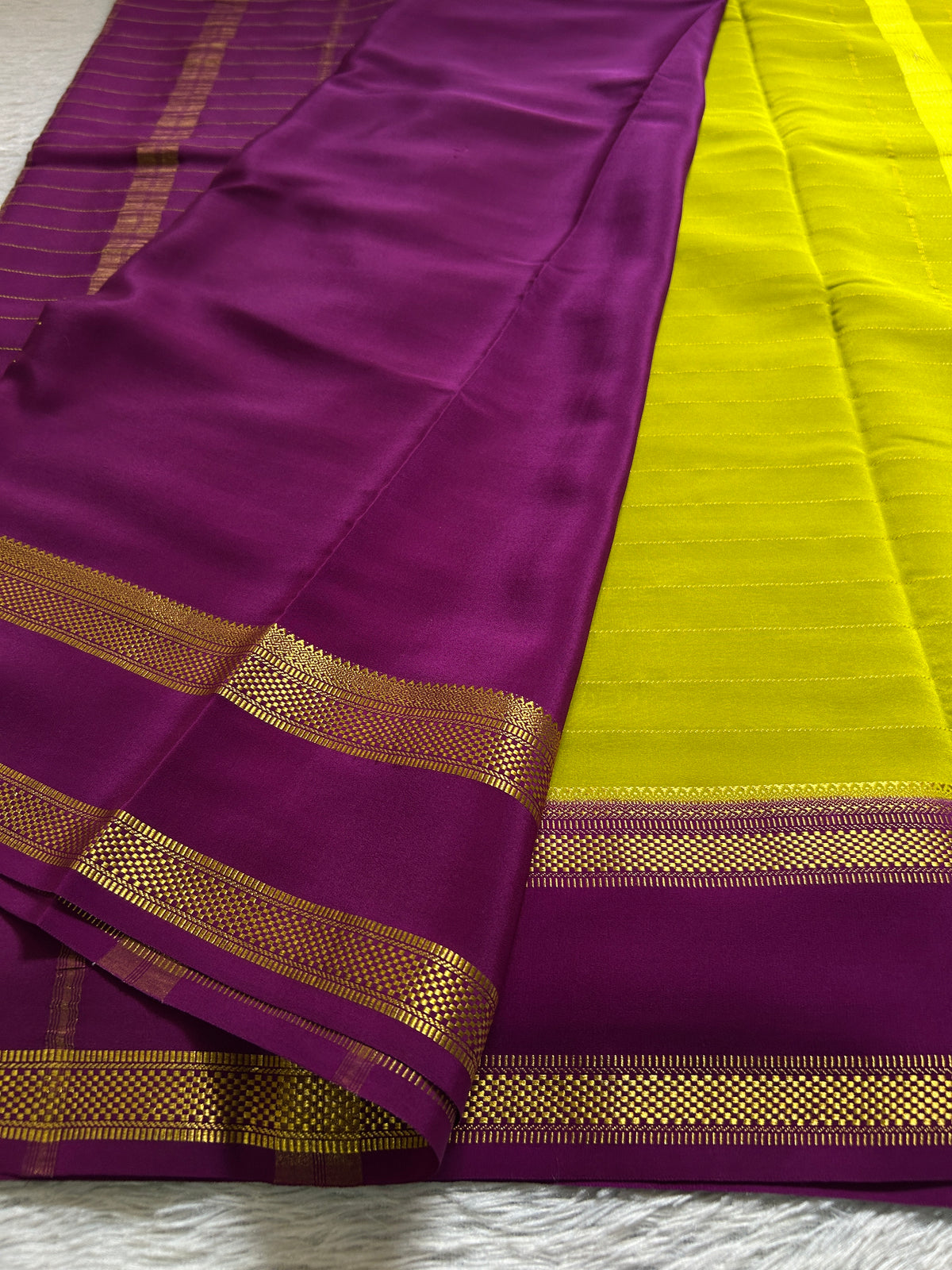 Kaveri (2D) : Olive-magenta