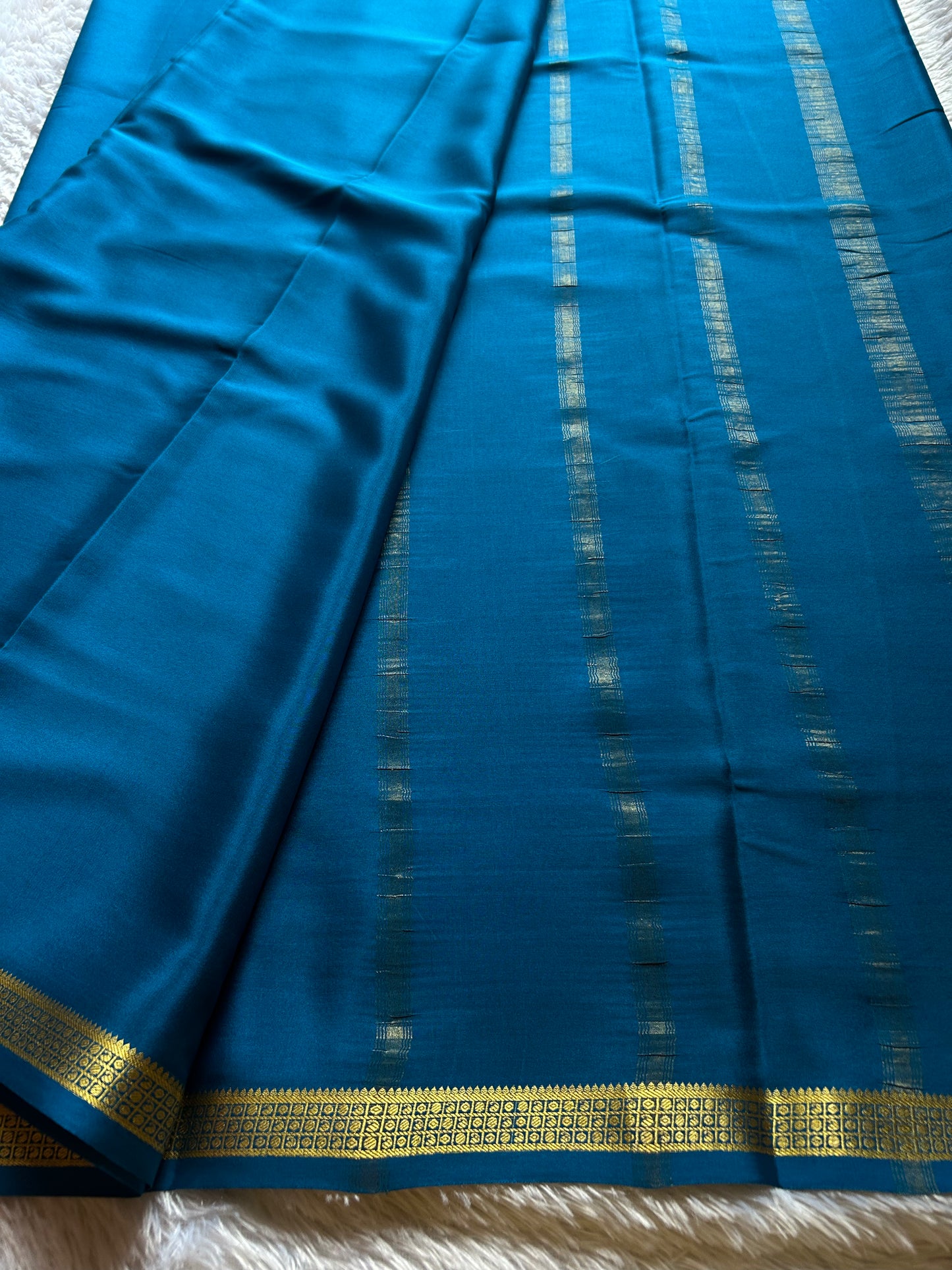 Nalme : Solid Teal blue