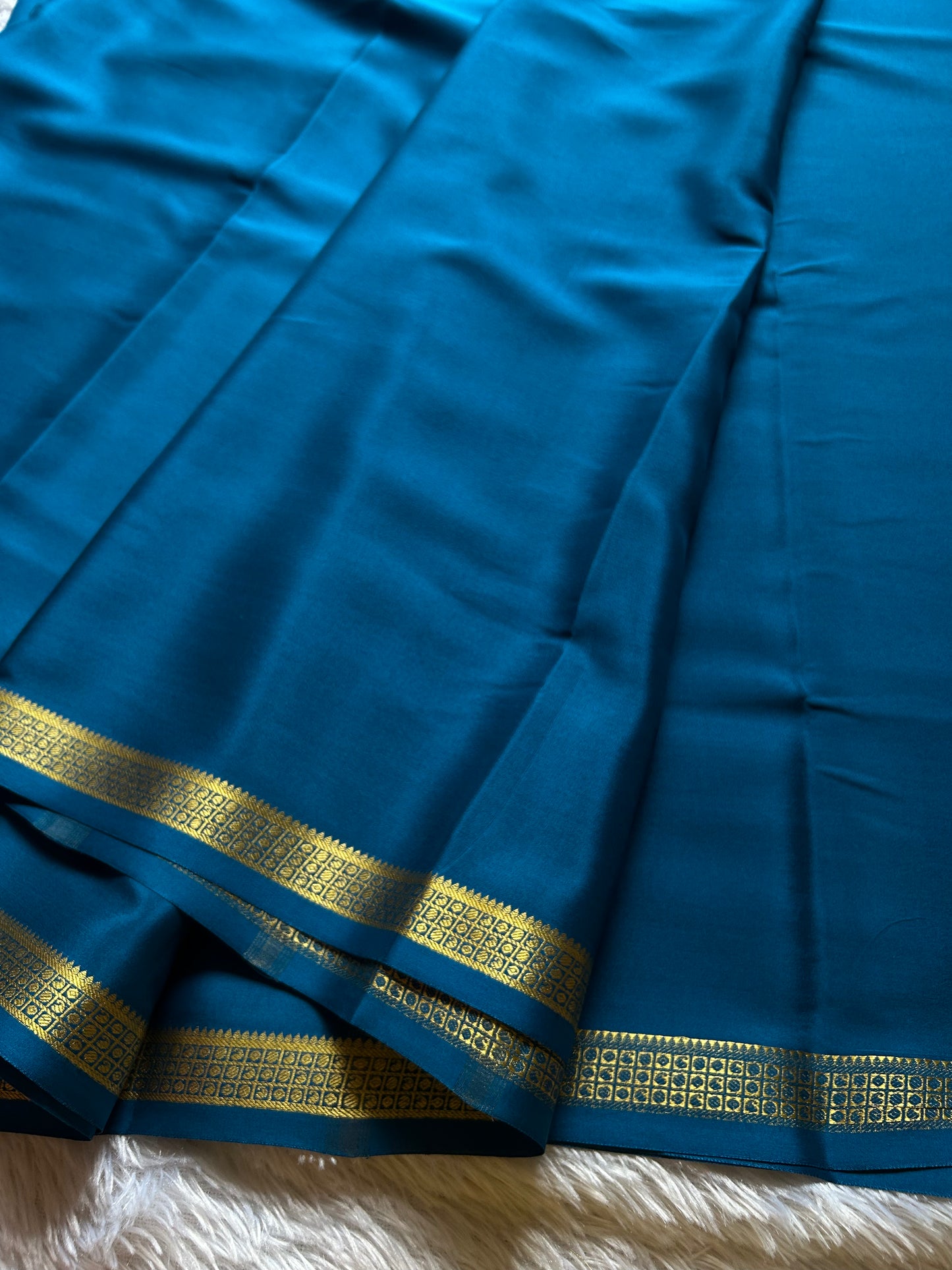 Nalme : Solid Teal blue