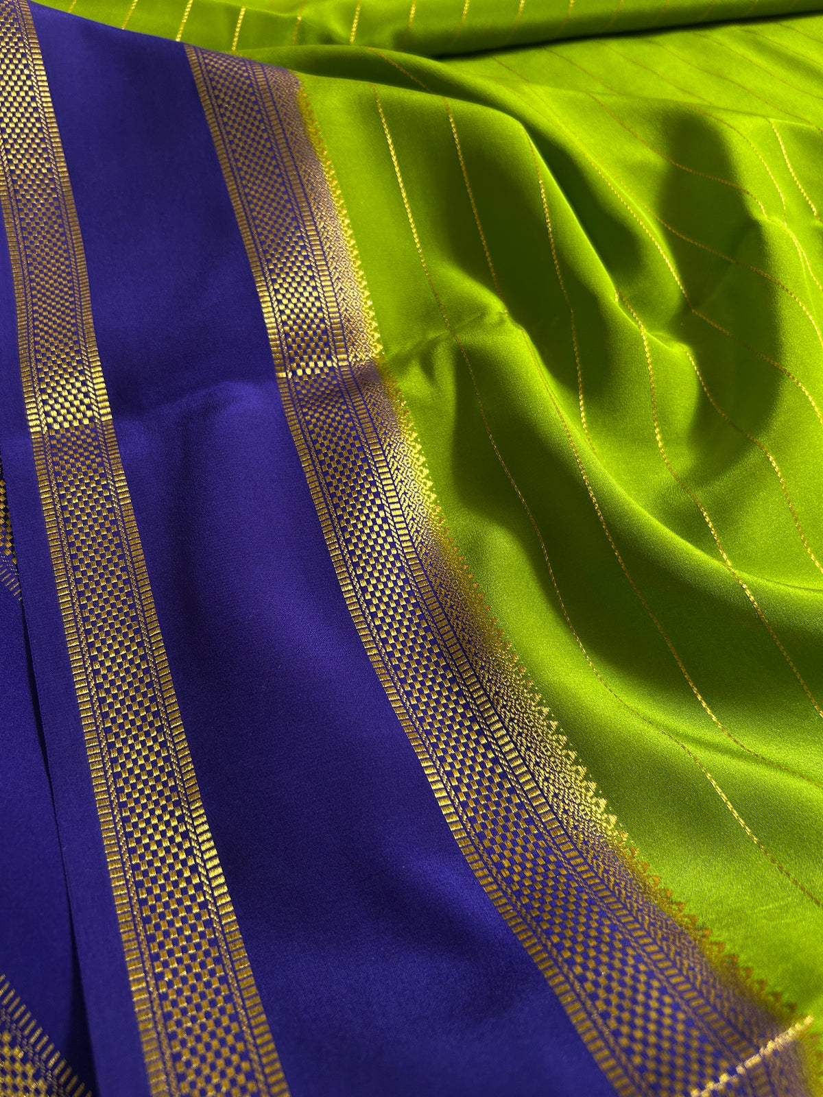 Kaveri (2D) : Mehendi green-dark blue