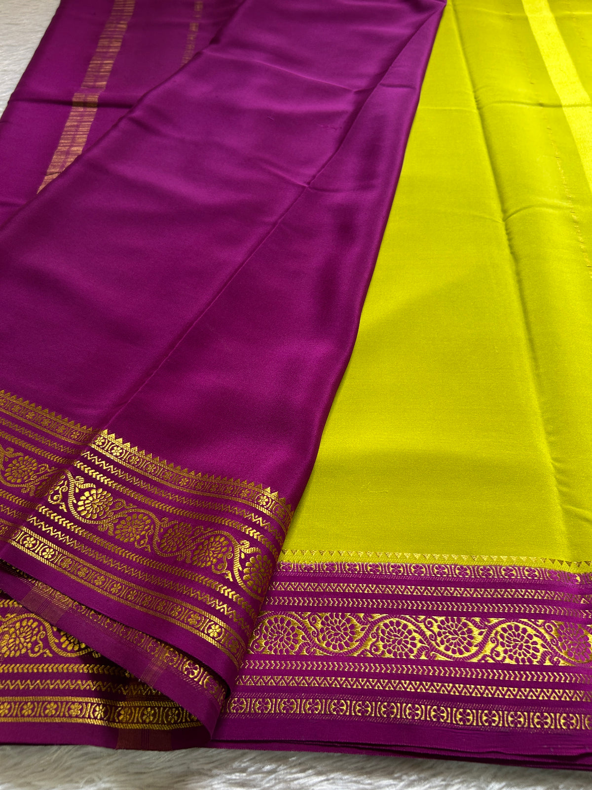 Kanaka (2D) : Olive-magenta