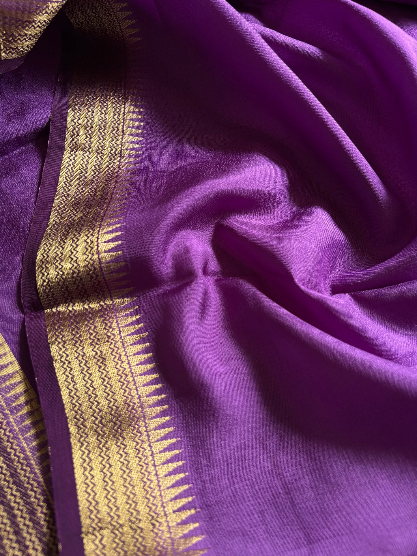 SS135 (2D) : Dark lavender-dark violet