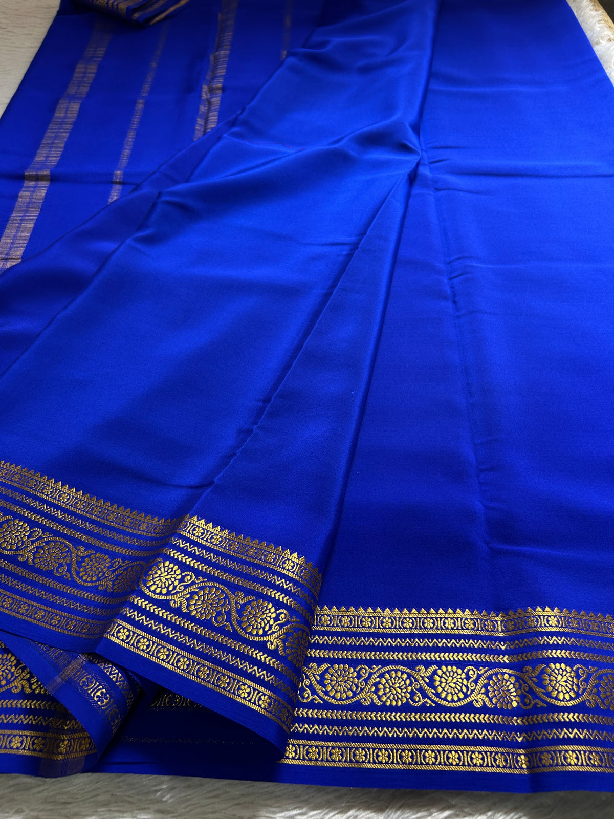 Kanaka : Solid Royal blue