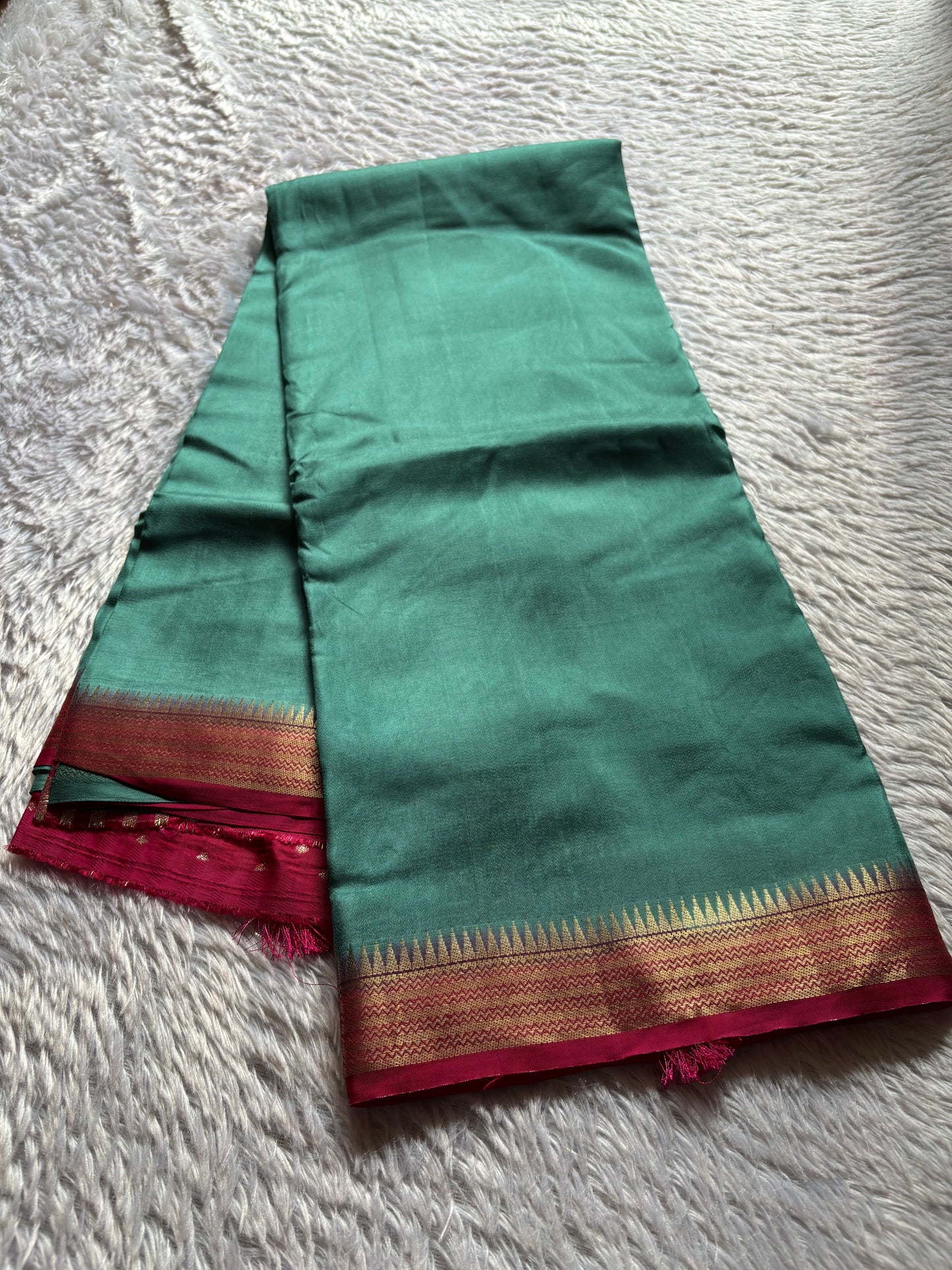 SS135 (2D) : Sea green-rani pink