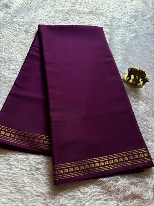 Mallige : Solid Deep plum