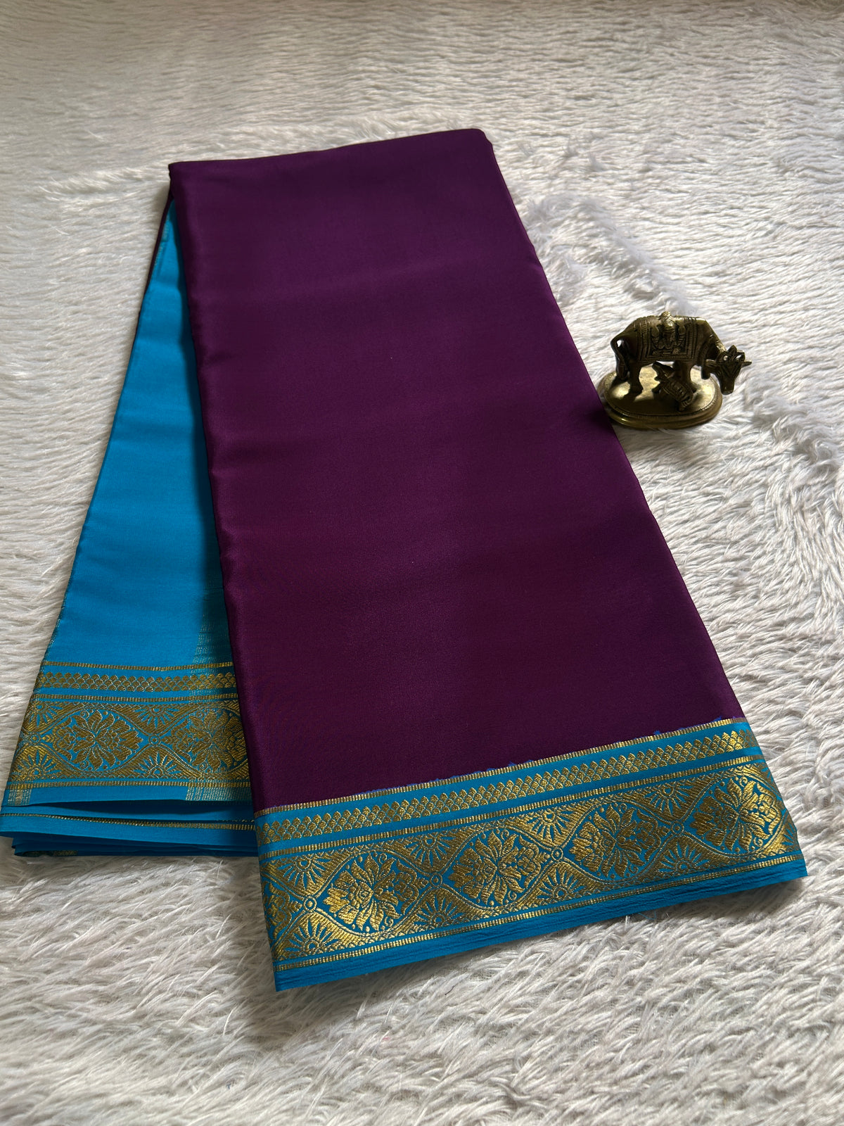 Sukanya (2D) : Plum-ananda blue