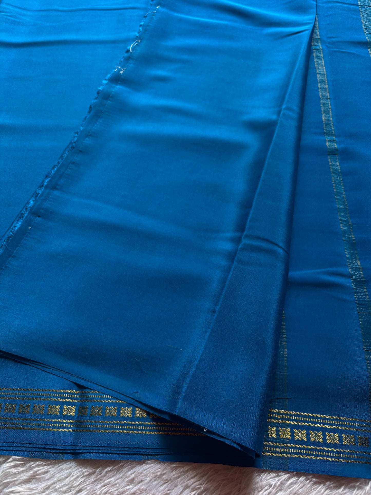 Mallige : Solid Ananda blue