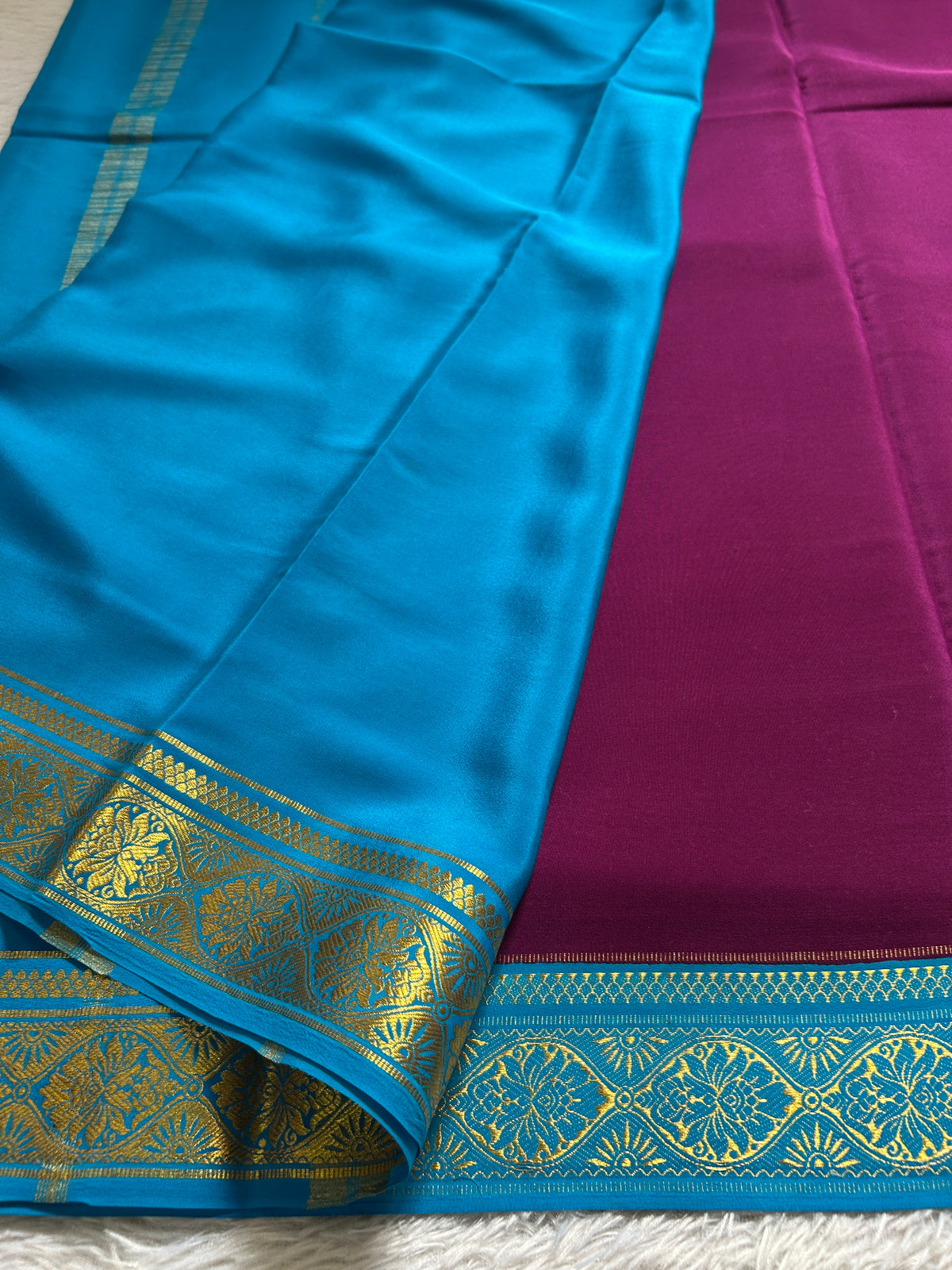 Sukanya (2D) : Deep magenta-ananda blue