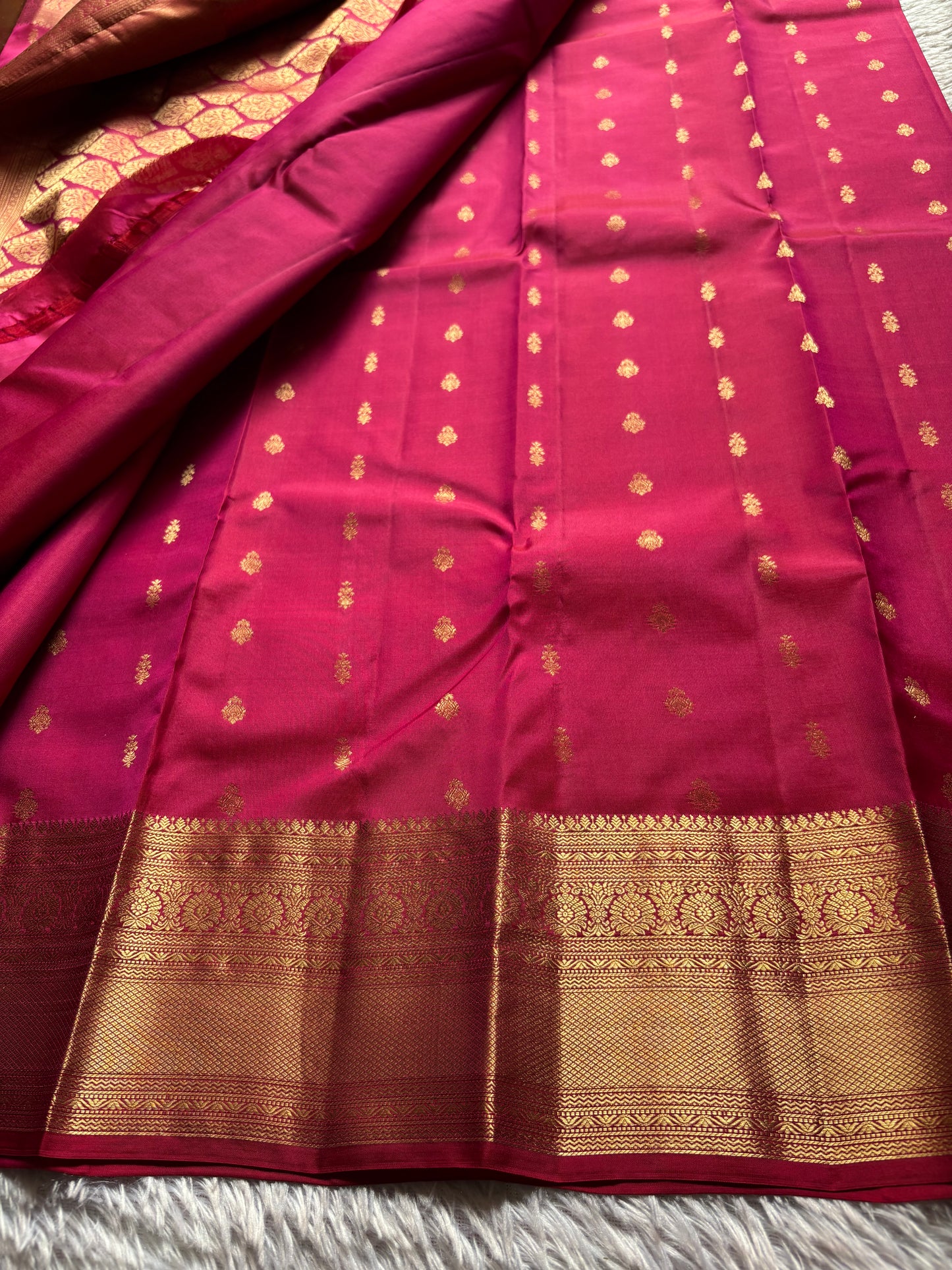 Sambrama : Solid Reddish pink