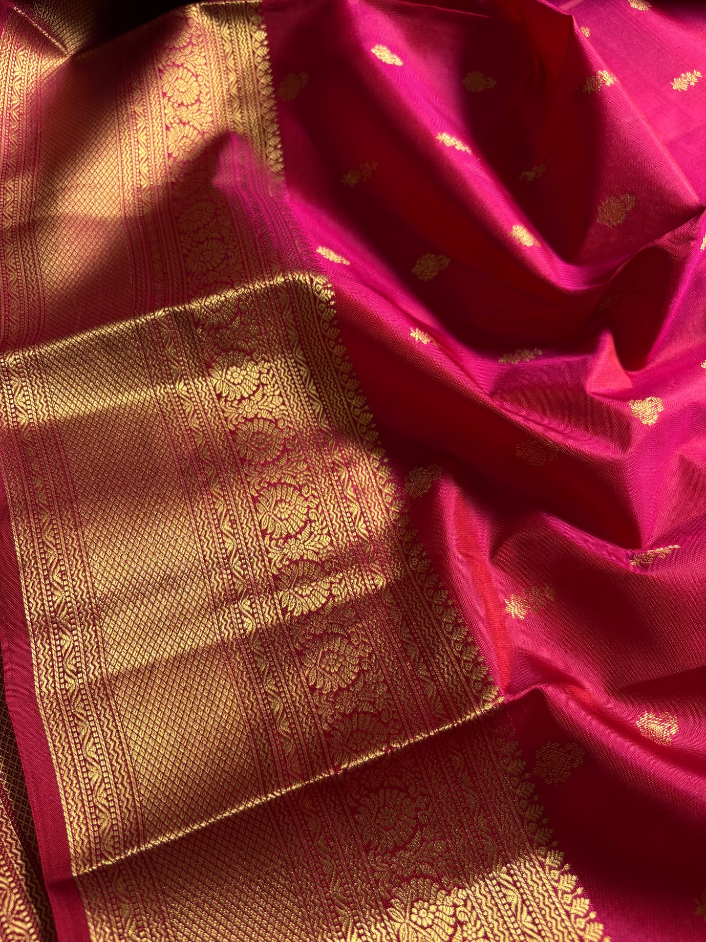 Sambrama : Solid Reddish pink