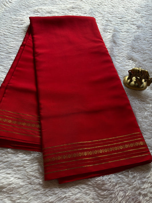 Mallige : Solid Red