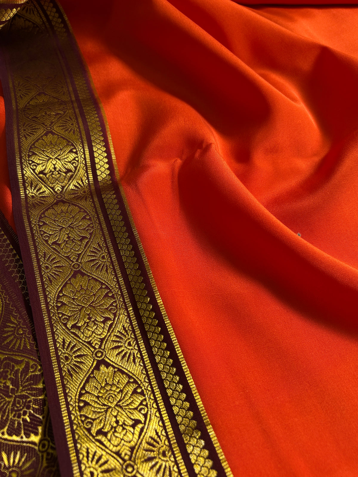 Sukanya (2D) : Dark orange-chocolate brown