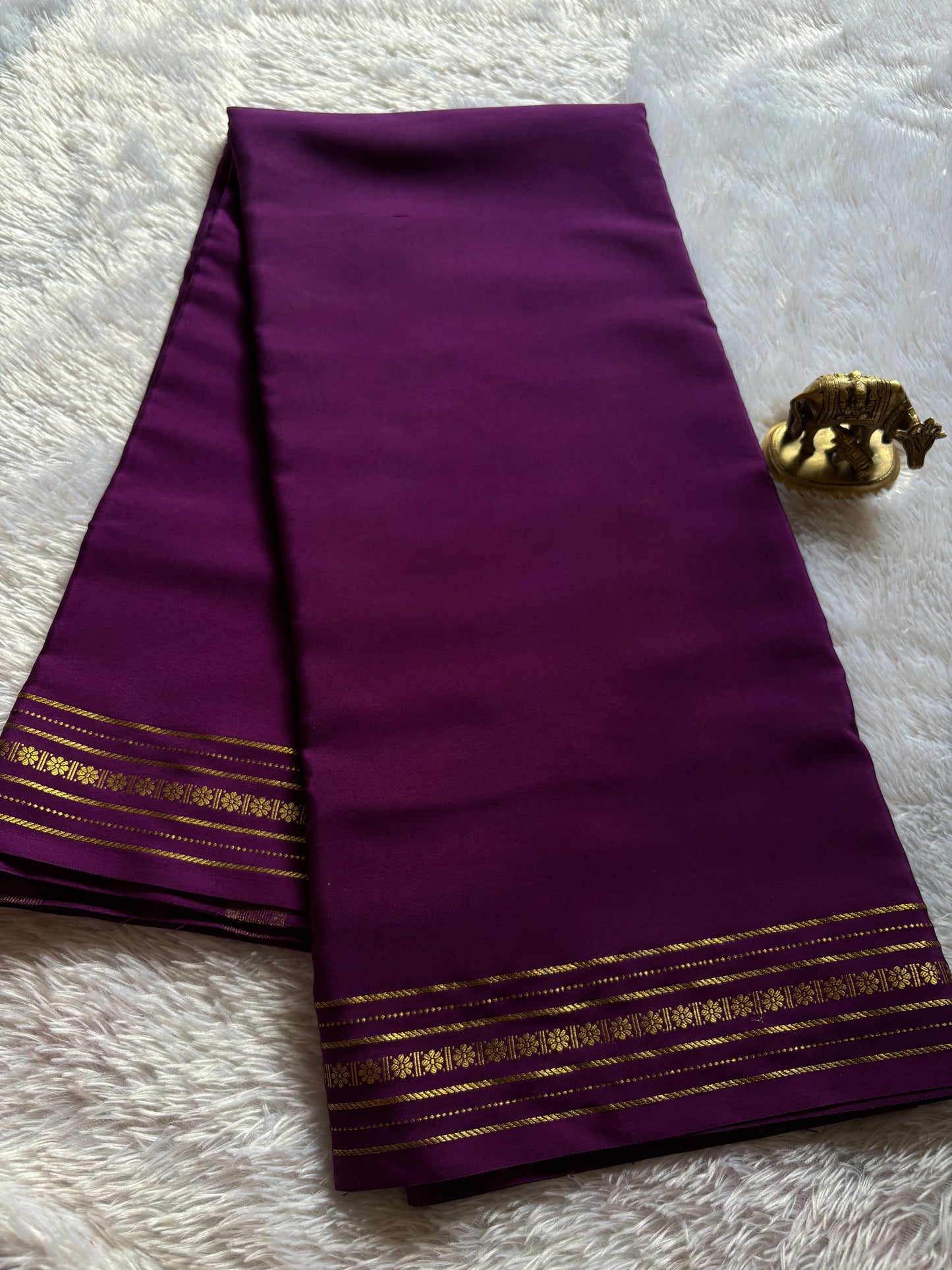 Mallige : Solid Violet