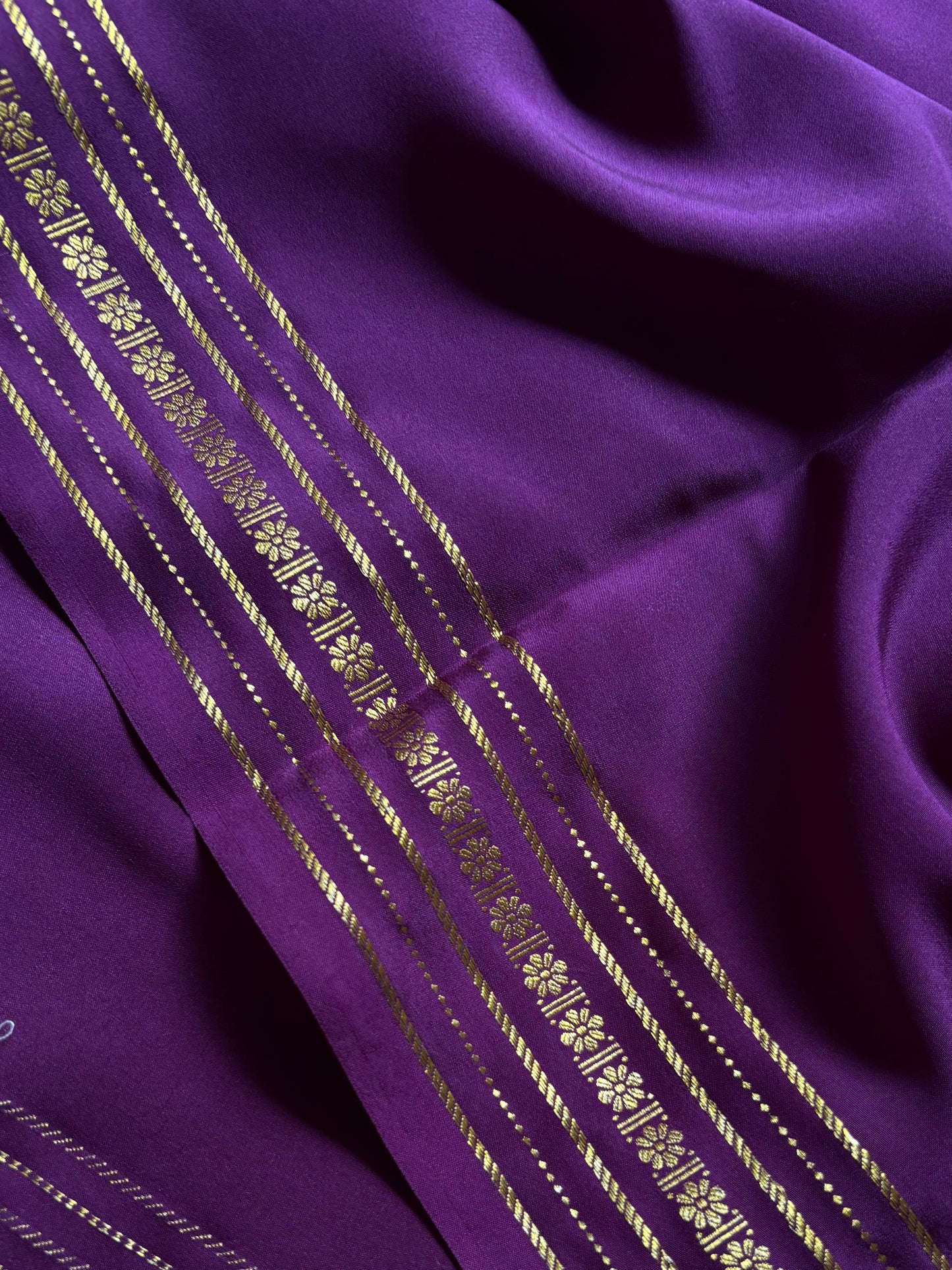 Mallige : Solid Violet