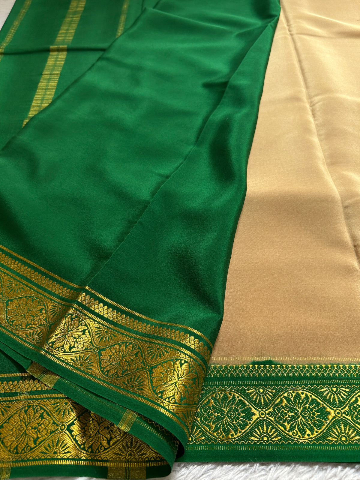 Sukanya (2D) : Chikoo beige-bottle green