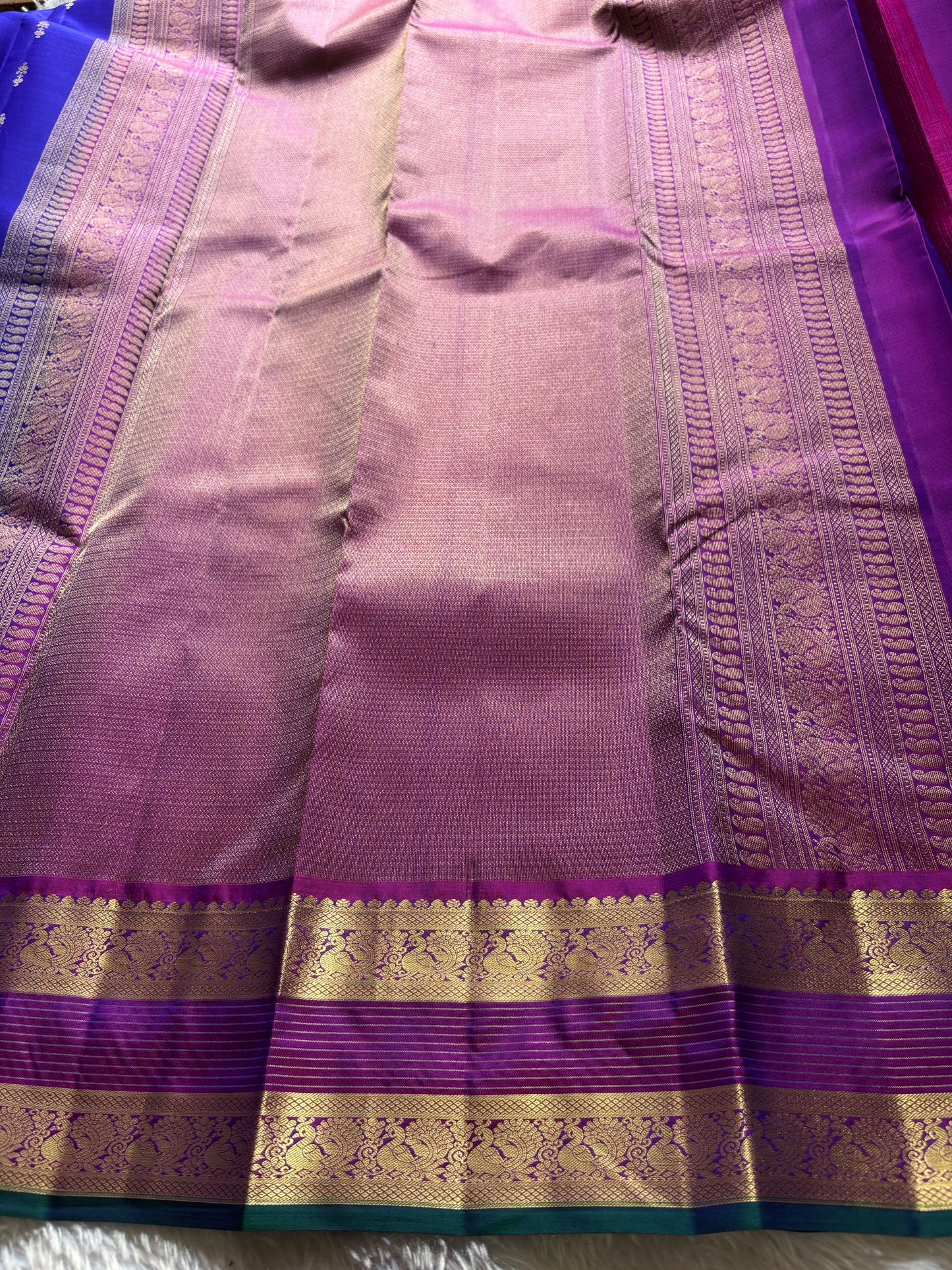 Sambrama (2D) : Royal blue-dark magenta