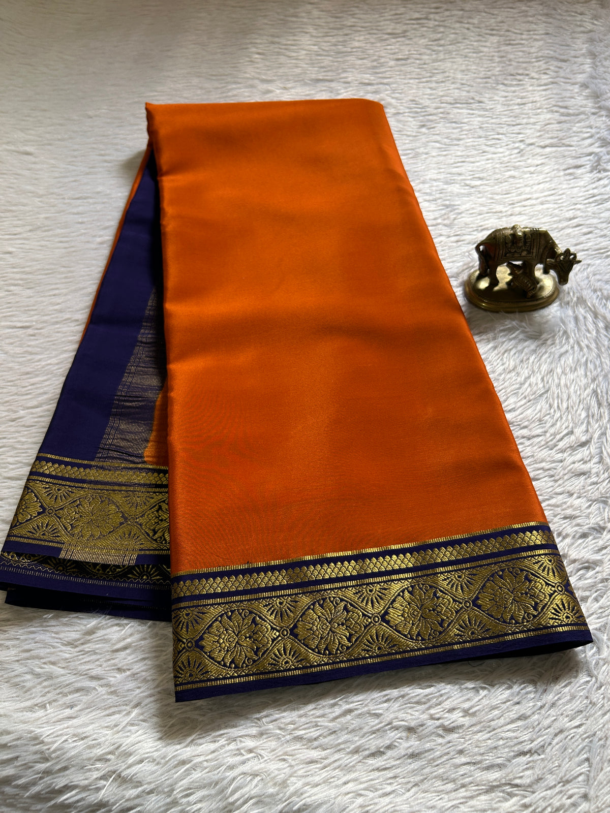 Sukanya (2D) : Orange-dark blue