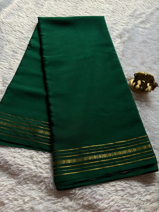 Mallige : Solid Bottle green