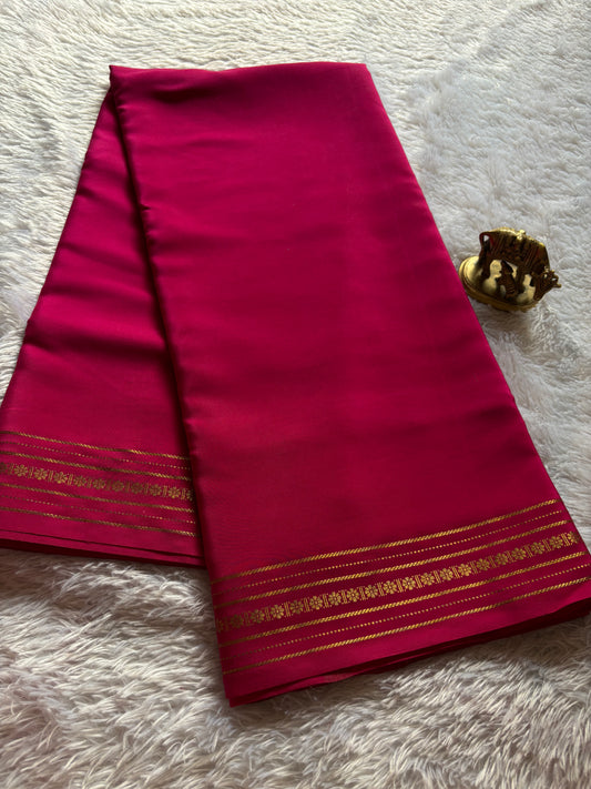 Mallige : Solid Dark pink