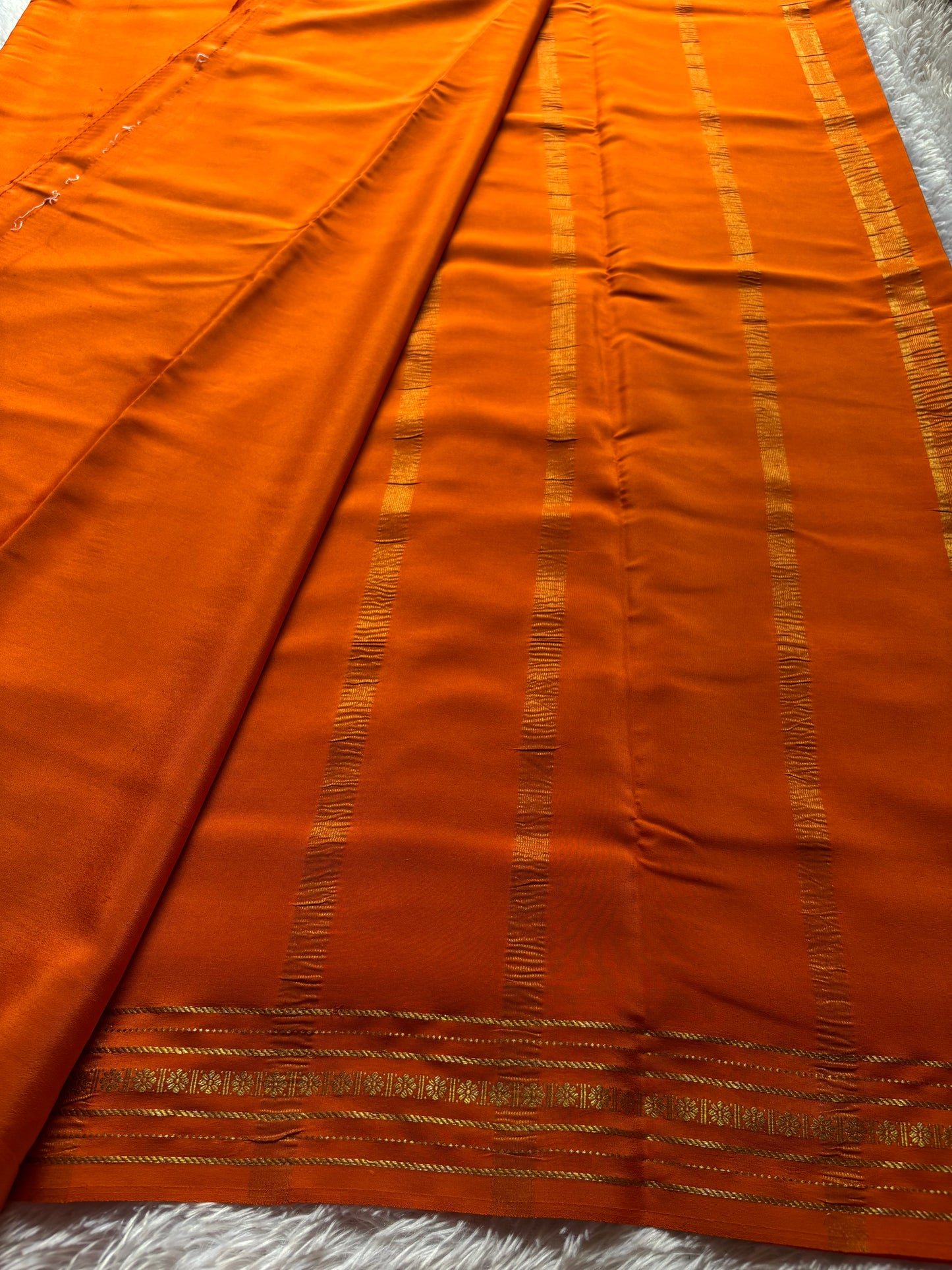 Mallige : Solid Orange