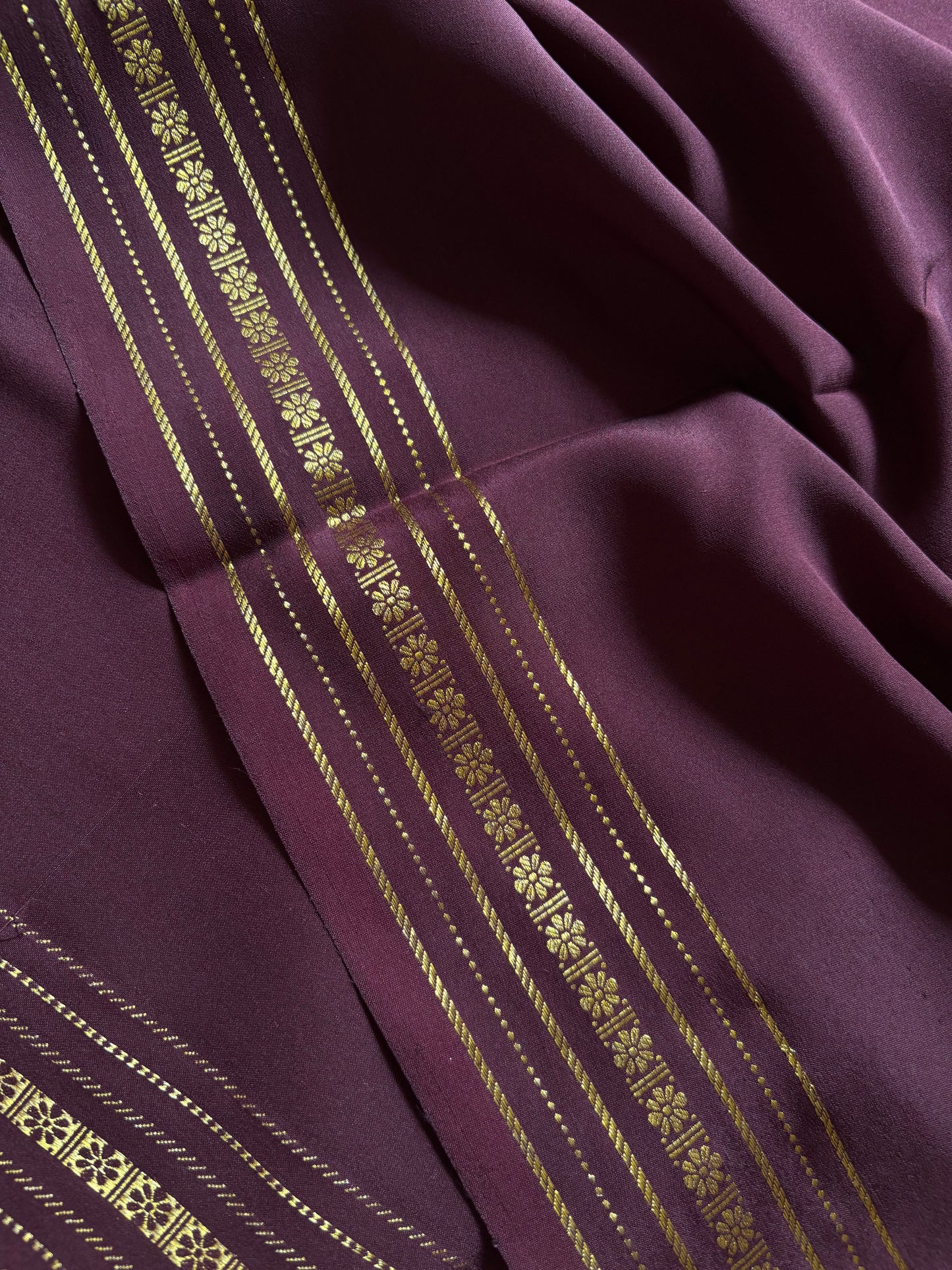 Mallige : Solid Deep brown