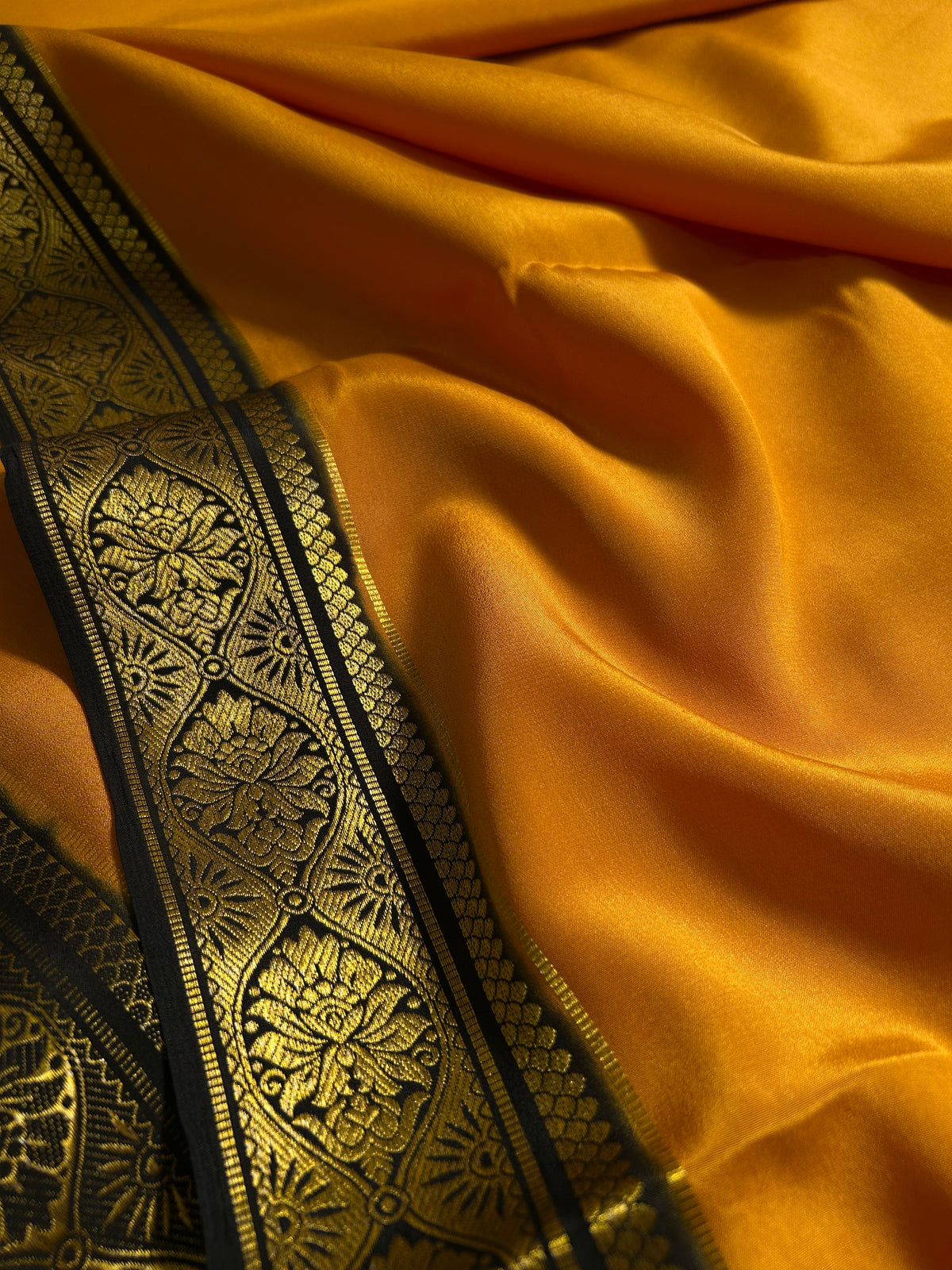 Sukanya (2D) : Golden yellow-black