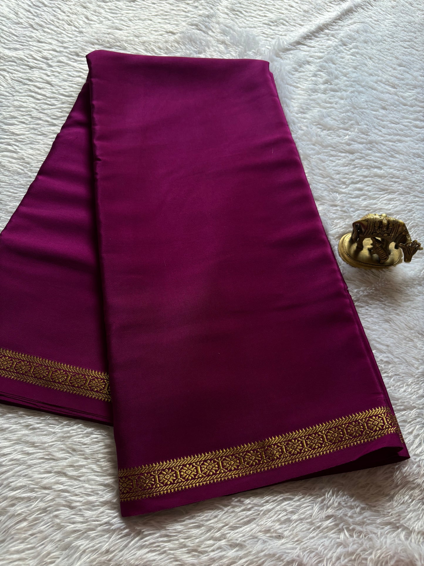 Rudrakshi : Solid Dark magenta