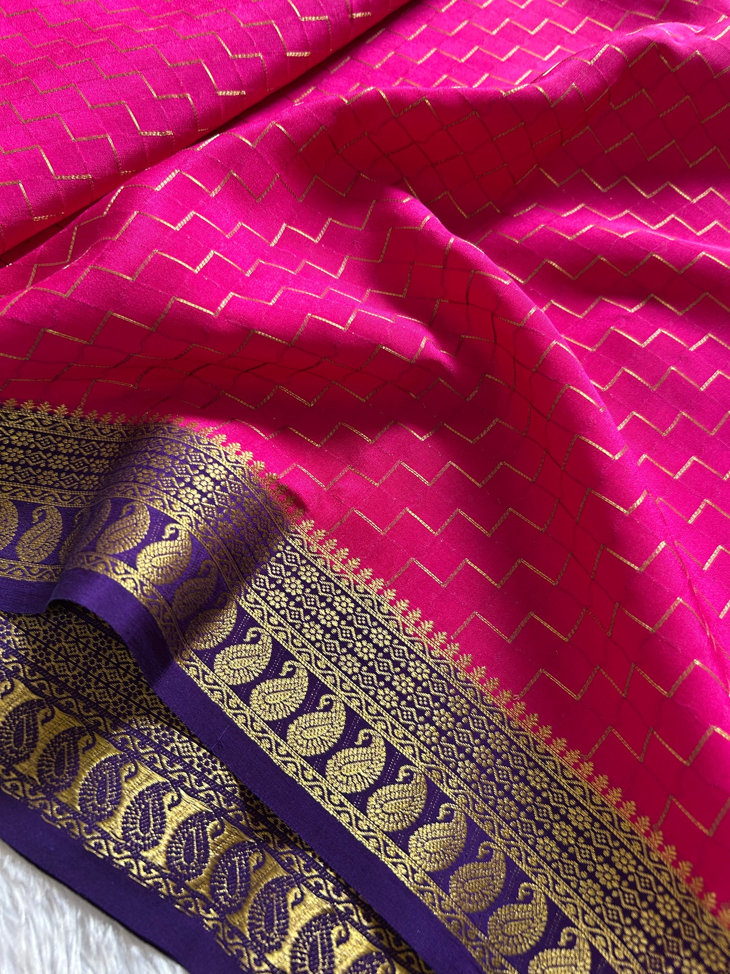 Mahima (2D) : Pink-navy blue