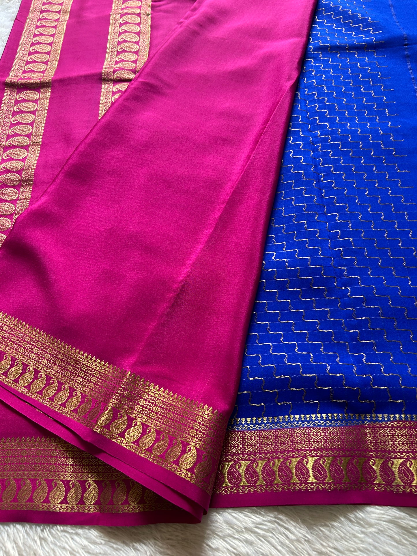 Mahima (2D) : Royal blue-pink