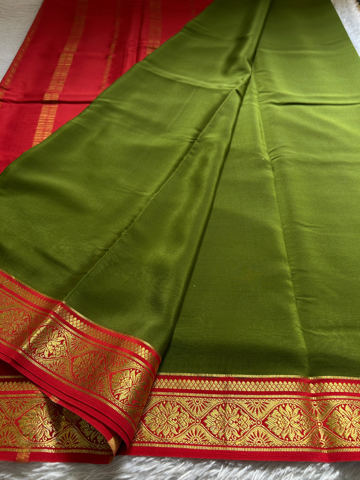 Sukanya (2D) : Moss green-red
